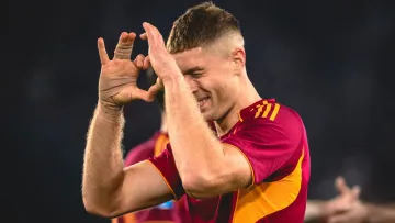 Довбик забив і віддав 80% точних пасів у грі Роми проти Парми: відомі оцінки форварда за матч у Серії А