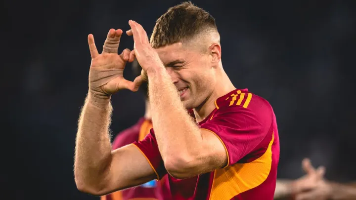 Довбик забив і віддав 80% точних пасів у грі Роми проти Парми: відомі оцінки форварда за матч у Серії А