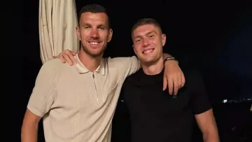 Довбик подружився з легендою Роми: розкрито, хто і за яких умов познайомив українця з топбомбардиром