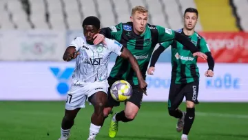 Коваленко зіграв за Олімпіакос з Кіпру у стартовому складі: команда українця програла матч чемпіонату