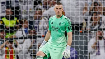 «Лунін пропускає голи, яких Куртуа не пропустив би»: фанати Реалу оцінили гру українця проти Жирони