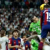 «Лунін дебютував у статусі зірки на «Сантьяго Бернабеу‎»: іспанські ЗМІ оцінили гру голкіпера Реала проти Барселони