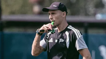 «Цього сезону він виведе Лехію до Екстракласи»: В’юнник відреагував на успіхи Лупашка у Польщі