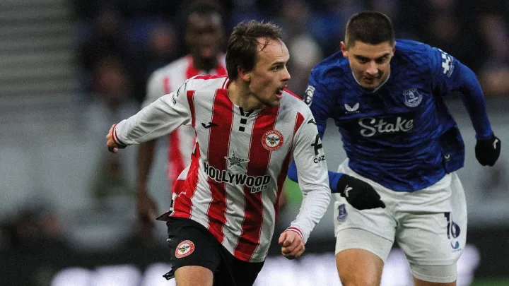 Миколенко та Ярмолюк зіграли в українському дербі АПЛ: матч Евертона та Брентфорда завершився 6 голами