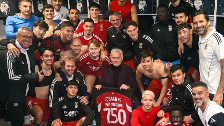 Моурінью виграв 750 матчів у кар’єрі: Судаков прийшов у коментарі до тренера Бенфіки і красномовно відреагував