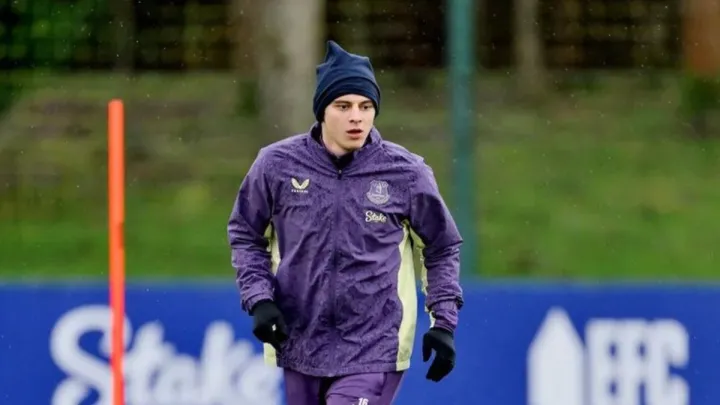 «Весь сезон було зрозуміло»: британський журналіст вимагає від керівництва Евертону позбутися Миколенка