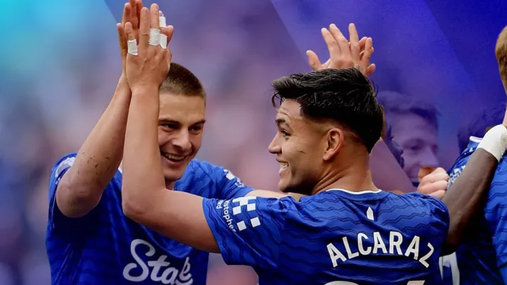 У п'ятірці кращих: яку оцінку отримав Миколенко за матч проти Манчестер Юнайтед