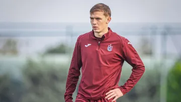 «Чому наполегливо тримає його в запасі?»: турецький журналіст – про ставлення тренера Трабзонспора до українця