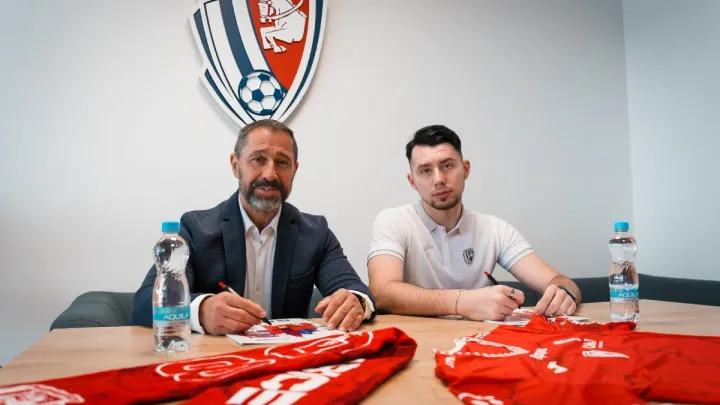 «Я туди не втручався‎»: Слюбик зробив відверту заяву про свій трансфер з Руха до Пардубіце