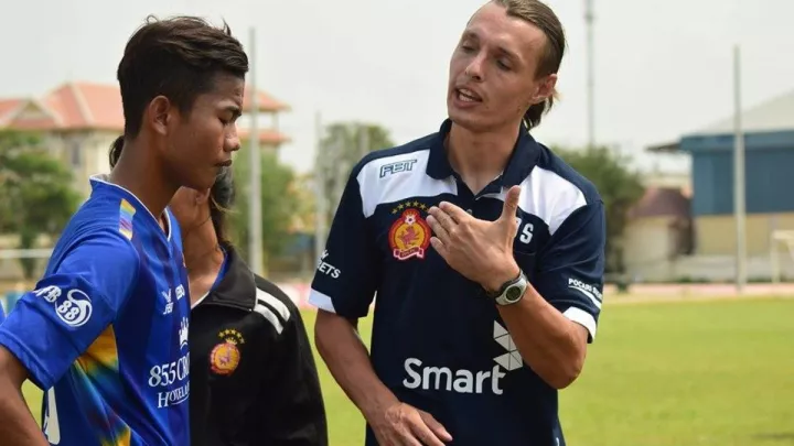 «В Камбоджі дуже високий рівень футболу»: екс-тренер Шахтаря Старинський – про підкорення футбольної Азії