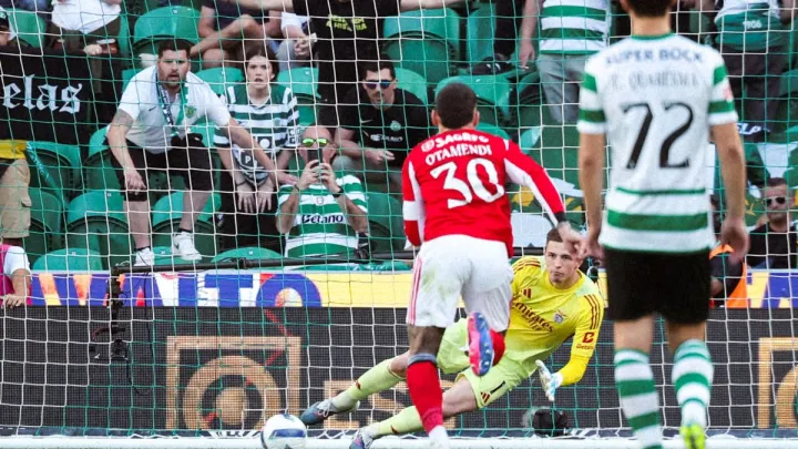 Трубін допоміг Бенфіці здолати Спортінг й став найкращим гравцем матчу: оцінки та повна статистика українця