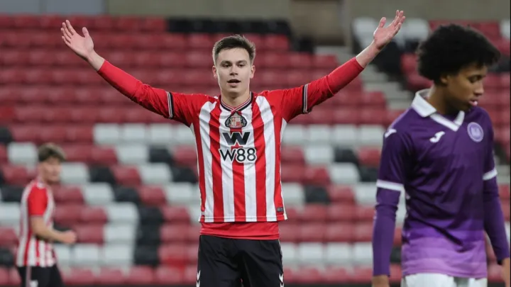 Українець забив гол за Сандерленд U-21: відео майстерного удару Тутєрова у ворота Андерлехта