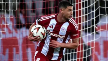 Яремчук провів 80 хвилин у переможному поєдинку Олімпіакоса: статистика та оцінка форварда за гру