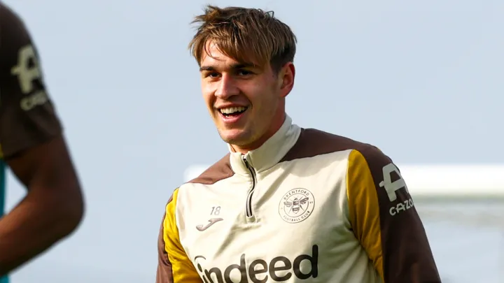 Готовий до бою: Ярмолюк повернувся до загальної групи Брентфорда