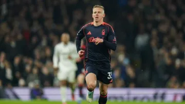 «Потрібно все завершити»: тренер Аякса висловився про трансфер Зінченка – коли Олександра чекати в Амстердамі