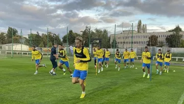 Україна не розраховує на чотирьох гравців: синьо-жовті оголосили заявку на матч Ліги націй з Шотландією 