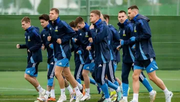 Збірна України розпочала підготовку до матчу зі Швецією: команда Реброва провела перше тренування в Іспанії