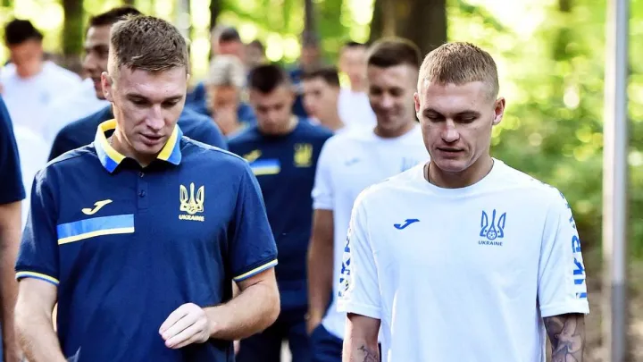 Чи переживає капітан Динамо за свою невдалу кар’єру в збірній України? Перший тренер Буяльського відповів