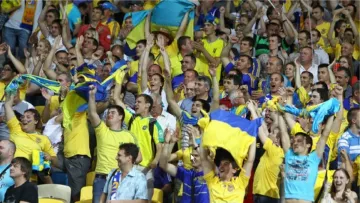 «А могли грати з Казахстаном і Словаччиною»: вболівальники відреагували на поразку України від італійців