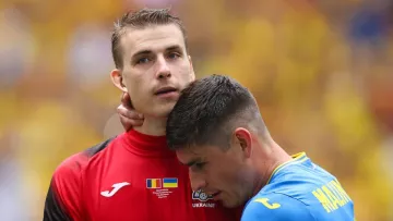 Чи винен Лунін у першому і другому пропущеному голі України? Відомий тренер закрив питання провалу з Румунією