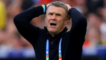 «Ребров не міг зрозуміти»: три гравці збірної України шокували тренера своїми діями у матчі Євро з Румунією