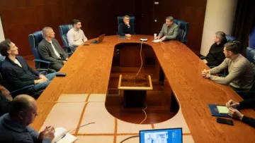 Ребров провів зустріч: подробиці наради в штаб-квартирі УАФ за участю головного тренера збірної України