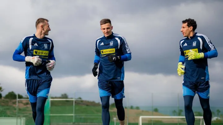 Названо найсильнішу ланку в нинішній збірній України: експертна думка тренера воротарів Богоделова