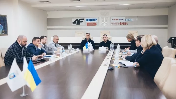 Керівники УАФ, НОК та НАДЦ зібралися разом: Шевченко, Гутцайт та інші обговорили підготовку до Олімпіади