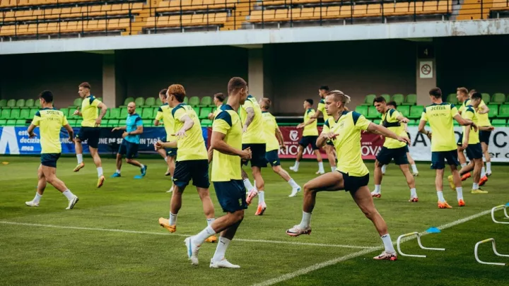 Збірна України провела тренування в Кишиневі: жовто-сині готуються до матчу з Молдовою