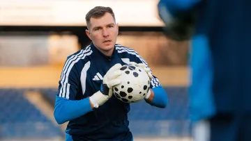 «Новий тренер і багато нових гравців»: голкіпер збірної України порівняв команду зі своїм попереднім викликом