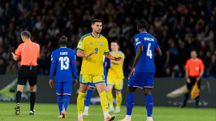 Нападник збірної України не забив Франції: Дулуб сказав все, що він думає про перформанс Яремчука