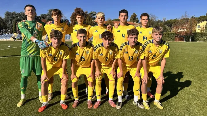 Але вже з меншим розривом: збірна України знову програла Італії